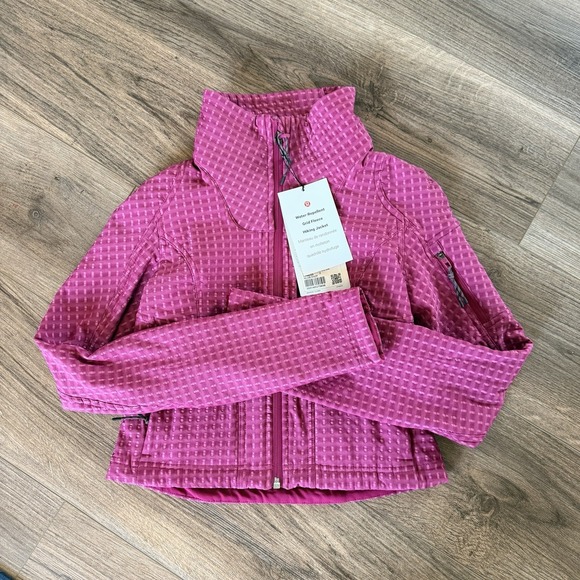 lululemon athletica Jackets & Blazers - NWT LULULEMON Water-Repellent Grid Fleece Hiking Jacket Sz 2 Raspberry WLDB
